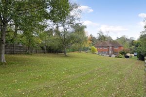 Photo 27- click for photo gallery